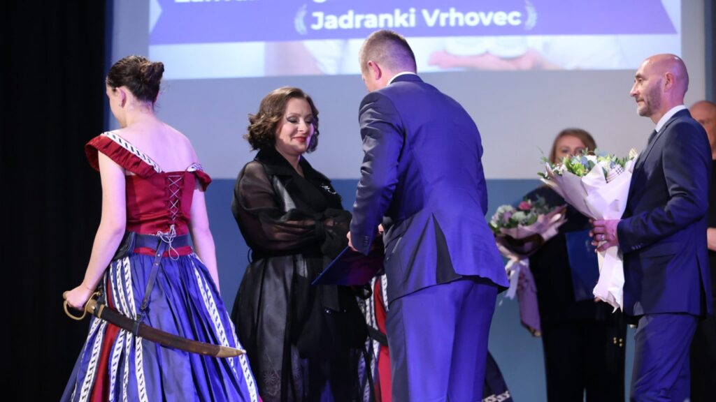 Jadranka Vrhovec primila Zahvalnicu gradonačelnika Grada Križevaca